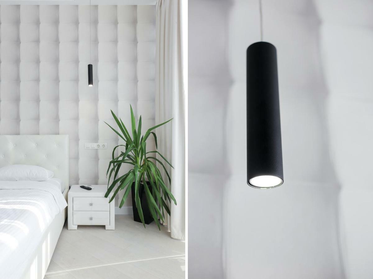 Black&White Apartment In Smart Plaza Kyiv Exterior foto