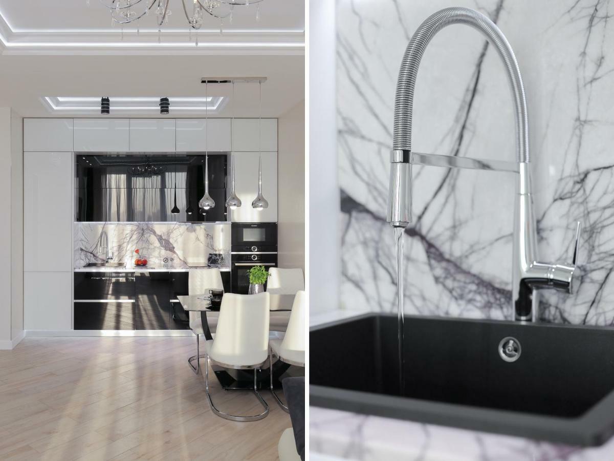 Black&White Apartment In Smart Plaza Kyiv Exterior foto